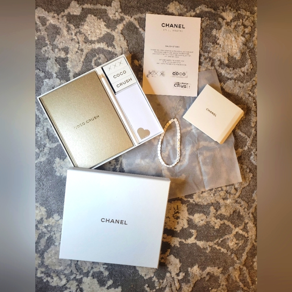 Chanel gift set